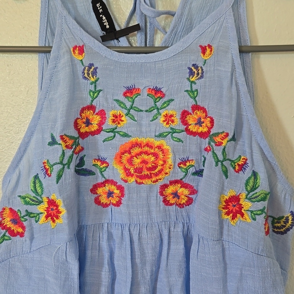 Blu Pepper Blue Embroidered Halter Style Tank Size Small - Picture 4 of 8
